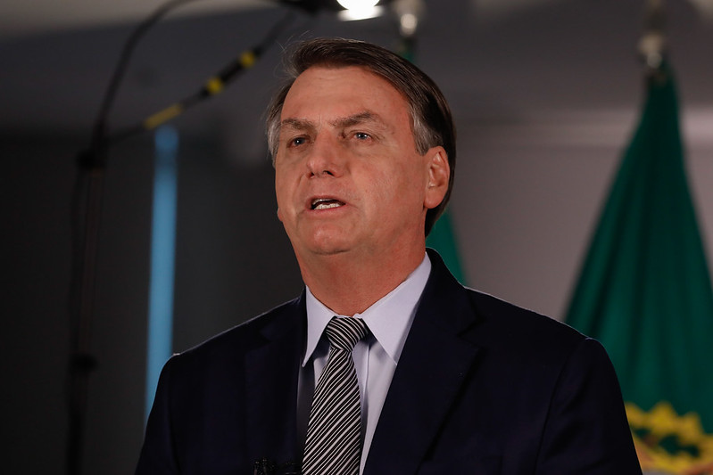 Jair Bolsonaro Bolsonaro é denunciado por “crime contra a humanidade”