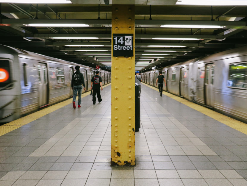 Metro NYC Metrô de Nova York parará de madrugada para desinfecção